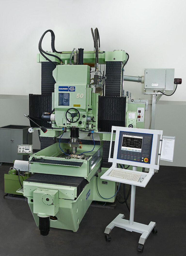 Koordinatenschleifmaschine Hauser S50 mit Steuerung Adcos CNC 400